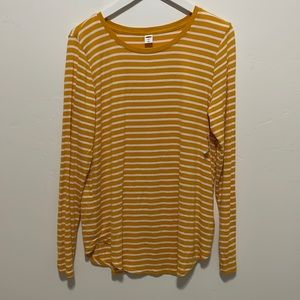 NWT Yellow Old Navy Luxe Long Sleeve Tee Shirt Super Soft Material Size L